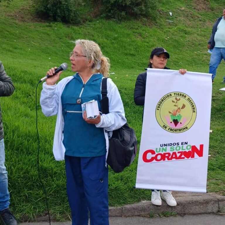 Campaña de aseo y caminata urbana pedagógica ambiental