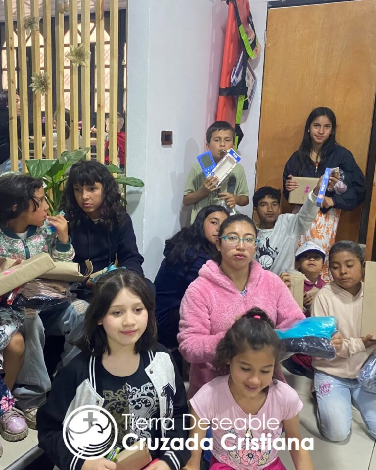 Temporada navideña 2024: entrega de regalos a los niños de la Fundación